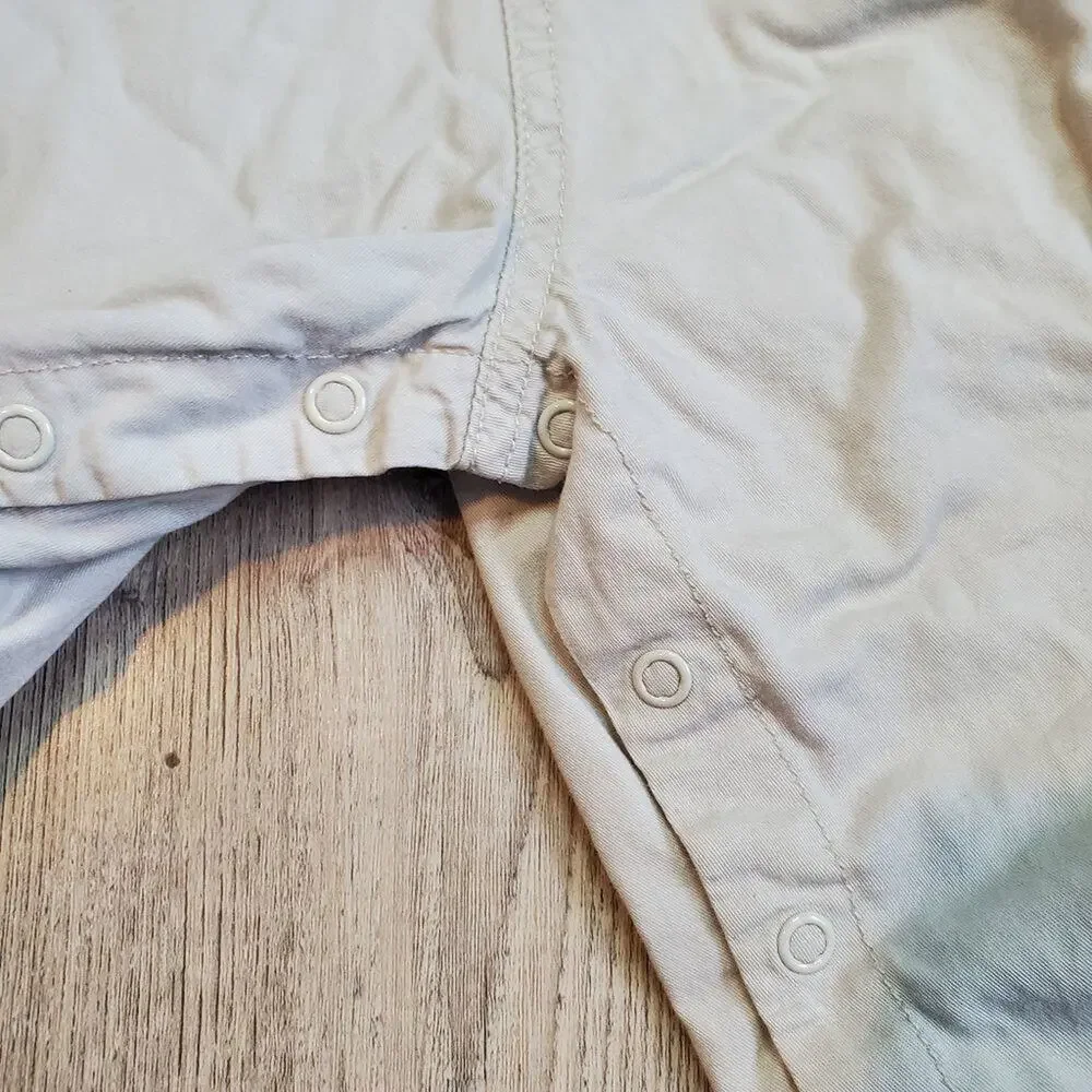 𝅺The childrens place two 3-6 months overalls